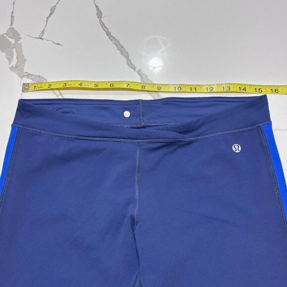 Lululemon Run Pace Crop Capris Workout Leggings 2012-2014 Blue Side Stripe 10 - Picture 12 of 15